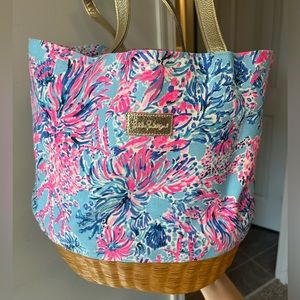 lilly pulitzer woman's beach bag